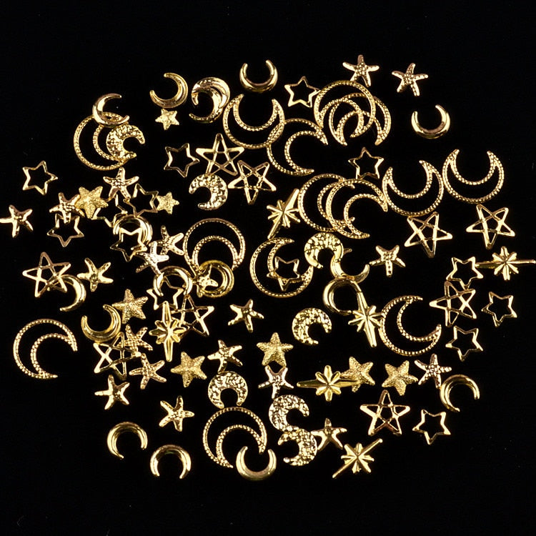 Boite mini décorations en métal doré mix random etoiles lunes formes géometriques pour shaker résine déco bijoux